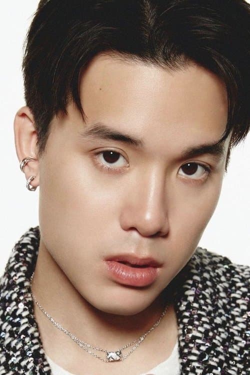 ธีรดนย์ ศุภพันธุ์ภิญโญ foto