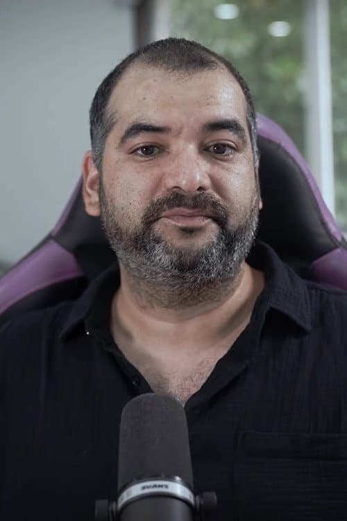 César Huispe foto