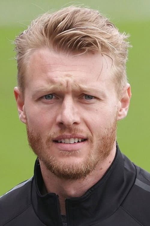 Simon Kjær foto