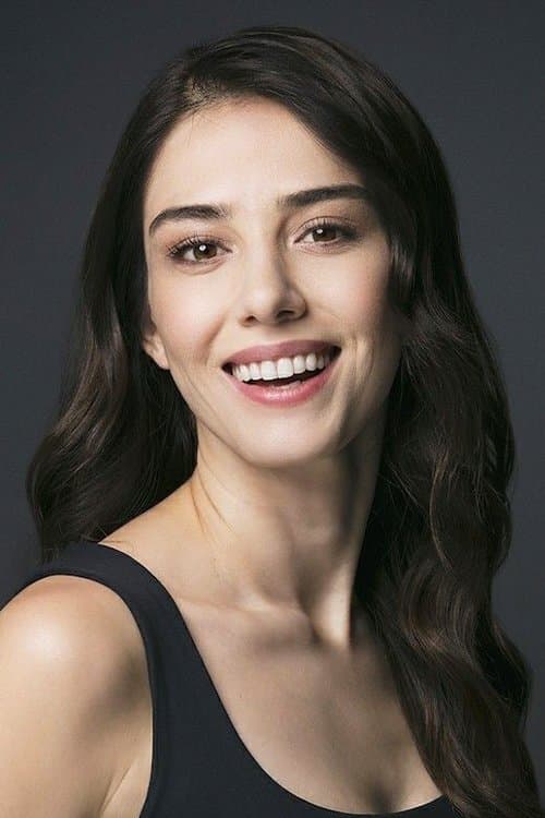 Özge Gürel foto