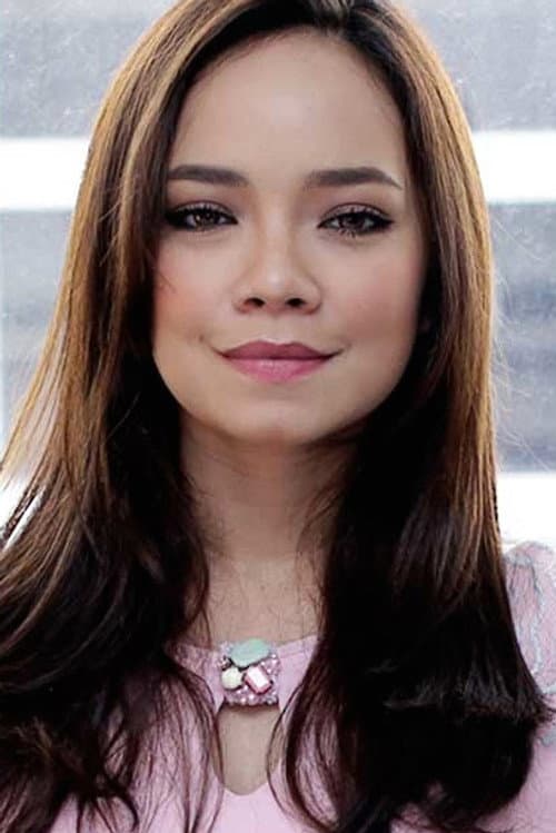 Nora Danish foto