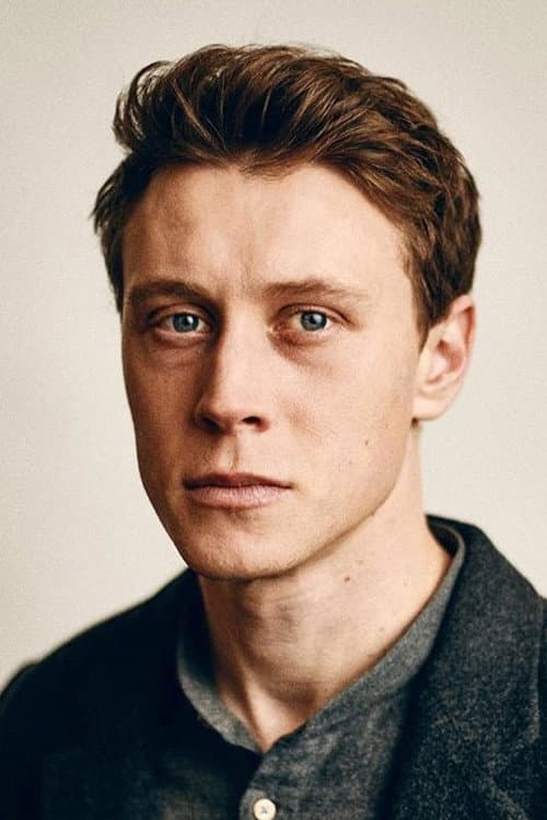 George MacKay foto