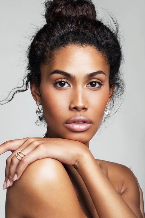 Leyna Bloom foto