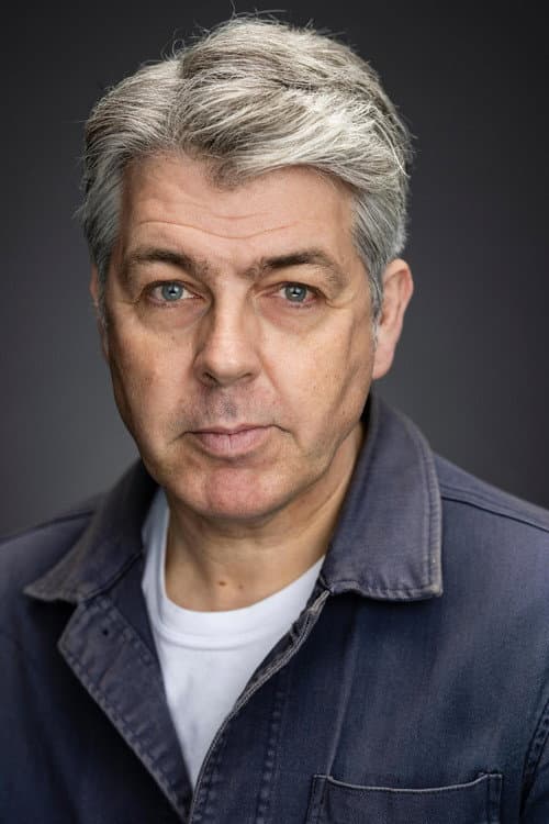 Oliver Senton foto