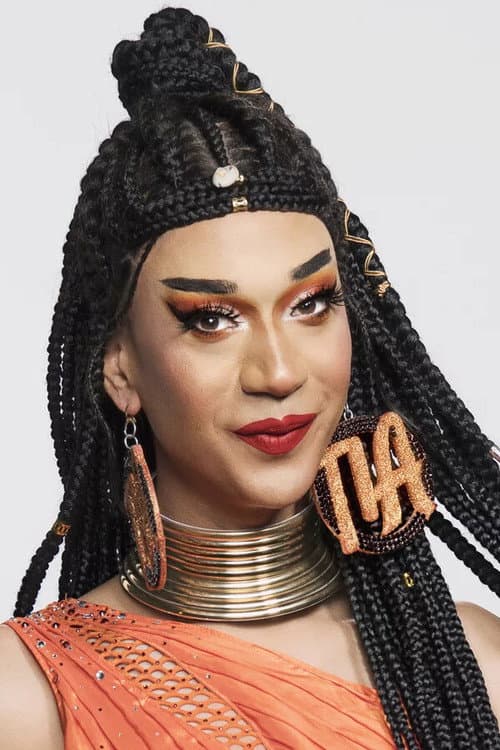 Tia Kofi foto
