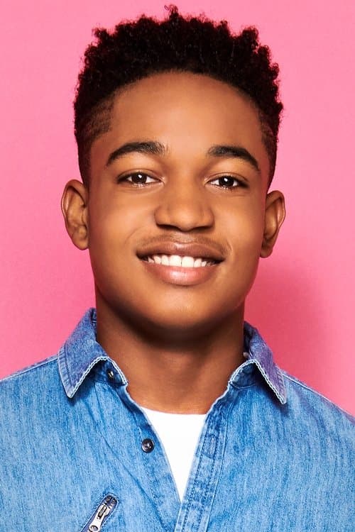 Issac Ryan Brown foto