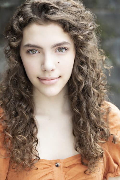 Isol Young foto