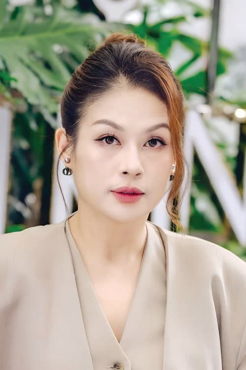 Khánh Ly foto
