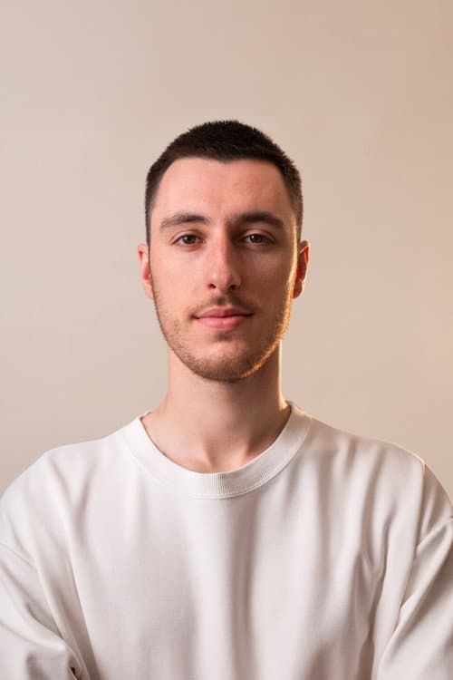 Kirk Mihelakos foto