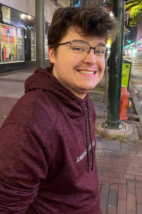 Jacob Bidelman foto