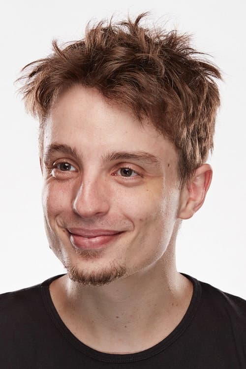 Mateus Almada foto