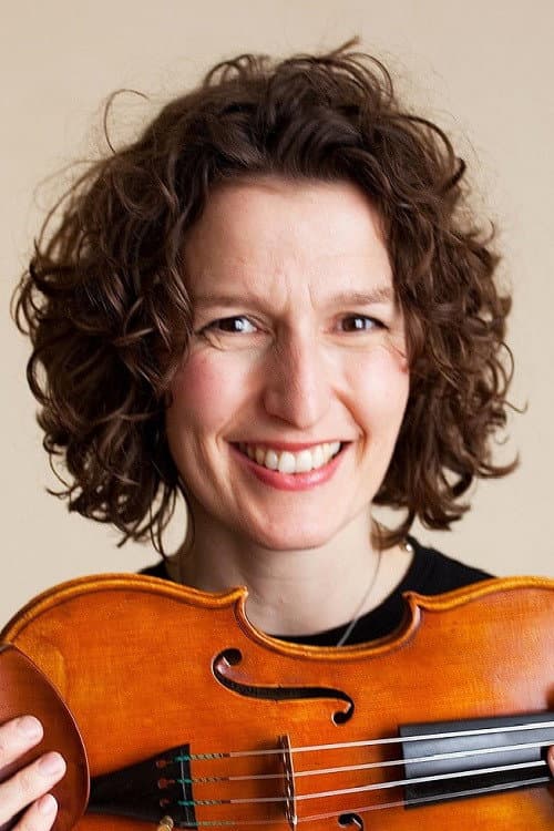 Caroline Dale foto