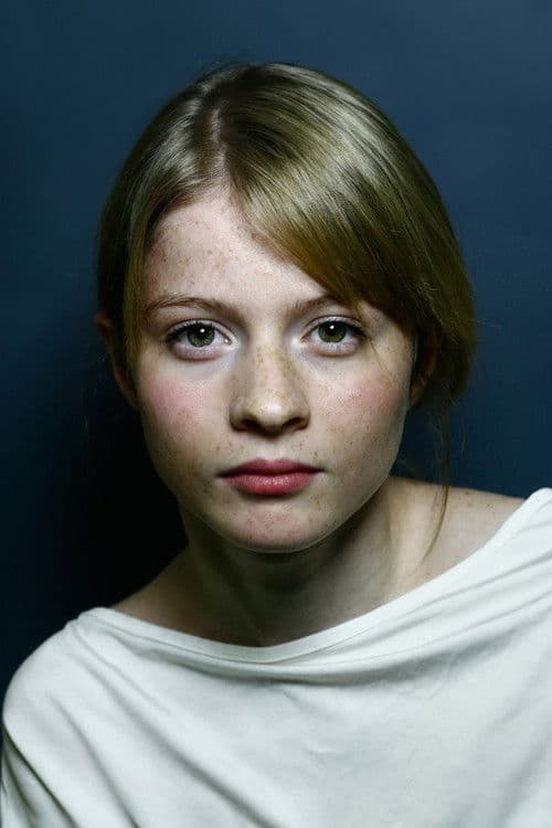 Ecem Uzun foto