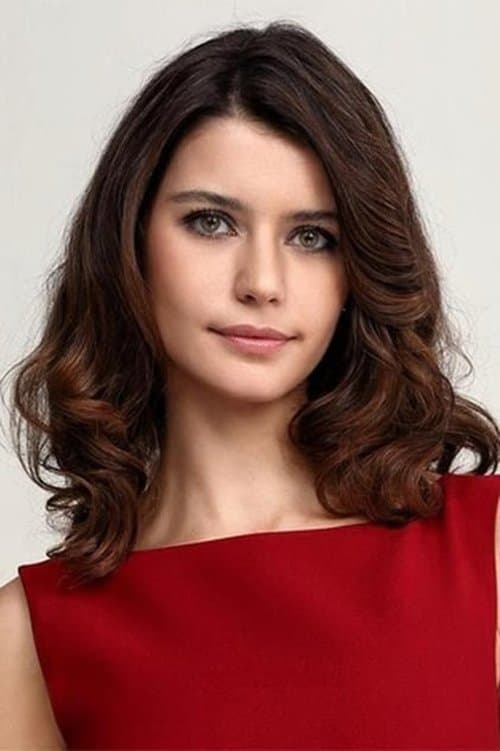 Beren Saat foto