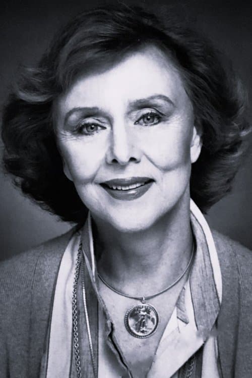 Louise Latham foto