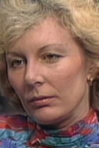 Kee MacFarlane in Strong Kids, Safe Kids