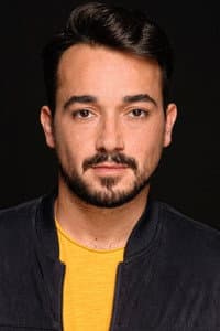 Adrián Viador in Los demonios