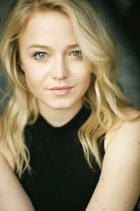 Paulina Olszynski in Anguish