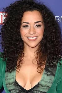 Nadja Benaissa in Die Passion