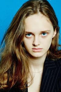 Lily Taïeb in Bloody Tennis