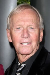 Paul Hogan in Tourism Australia | Dundee: The Son of a Legend Returns Home