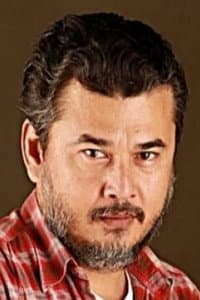 Azri Iskandar in Super Menantu