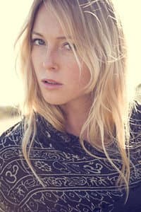 India Oxenberg in Seduced: Inside the NXIVM Cult