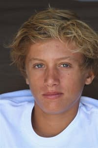 Evan Naroditzky in Menace sur Kermadec