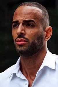 Razvan Ciocoi in În Șoaptă
