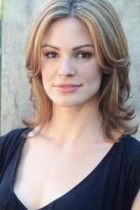 Daisy Betts in Unsung Hero