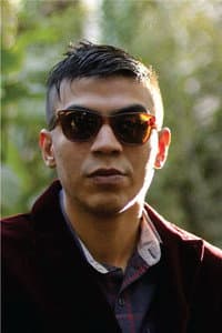 César González in Lluvia de jaulas