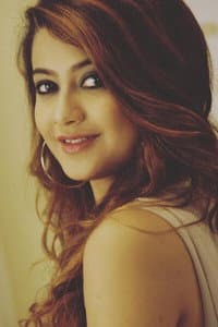Anamika Chakraborty in Aschhe Abar Shabor