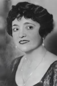Marguerita Sylva in The Honey Bee