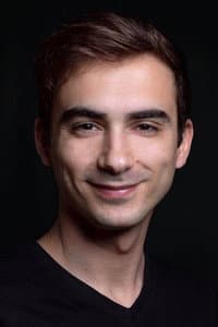 Flávio Gil in Editor Contra