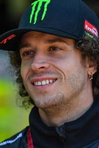 Marco Bezzecchi in Rétro MotoGP 2025 - Marquez, la renaissance