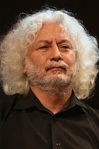 Erkan Oğur in Blue Extra