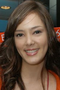 Cathy Sharon in Dunia Mereka