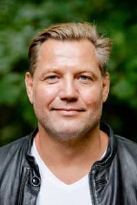 Dennis van der Geest in Million Dollar Island