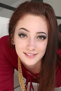 Rylee Renee in Fresh Young Pussies 2