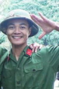 Lê Văn Thơm in Mùi cỏ cháy