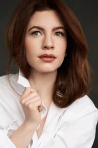 Helen Highfield in The Manhattan Front