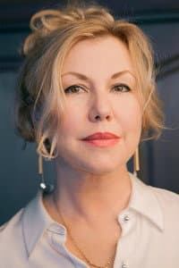 Yelena Vnukova in Дикий Пляж