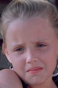 Kirsten Urso in Cruel Jaws