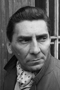 Tibor Molnár in Becsület és dicsőség