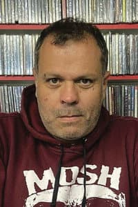 Carlos Chiaroni in Andre Matos: Maestro do Rock