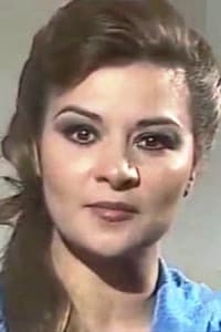 Fatma Mazhar in الأحضان الدافئة