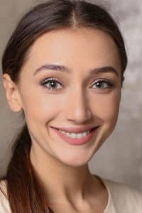 Dina Kovalyova in Положи мне льда