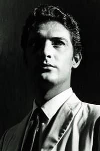 Enrique Lizalde in El escapulario