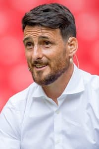 Aritz Aduriz in Cien Años en Rojo y Negro