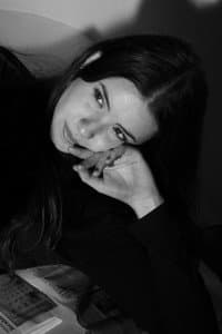 Nina Pizzi in Paz sem Voz